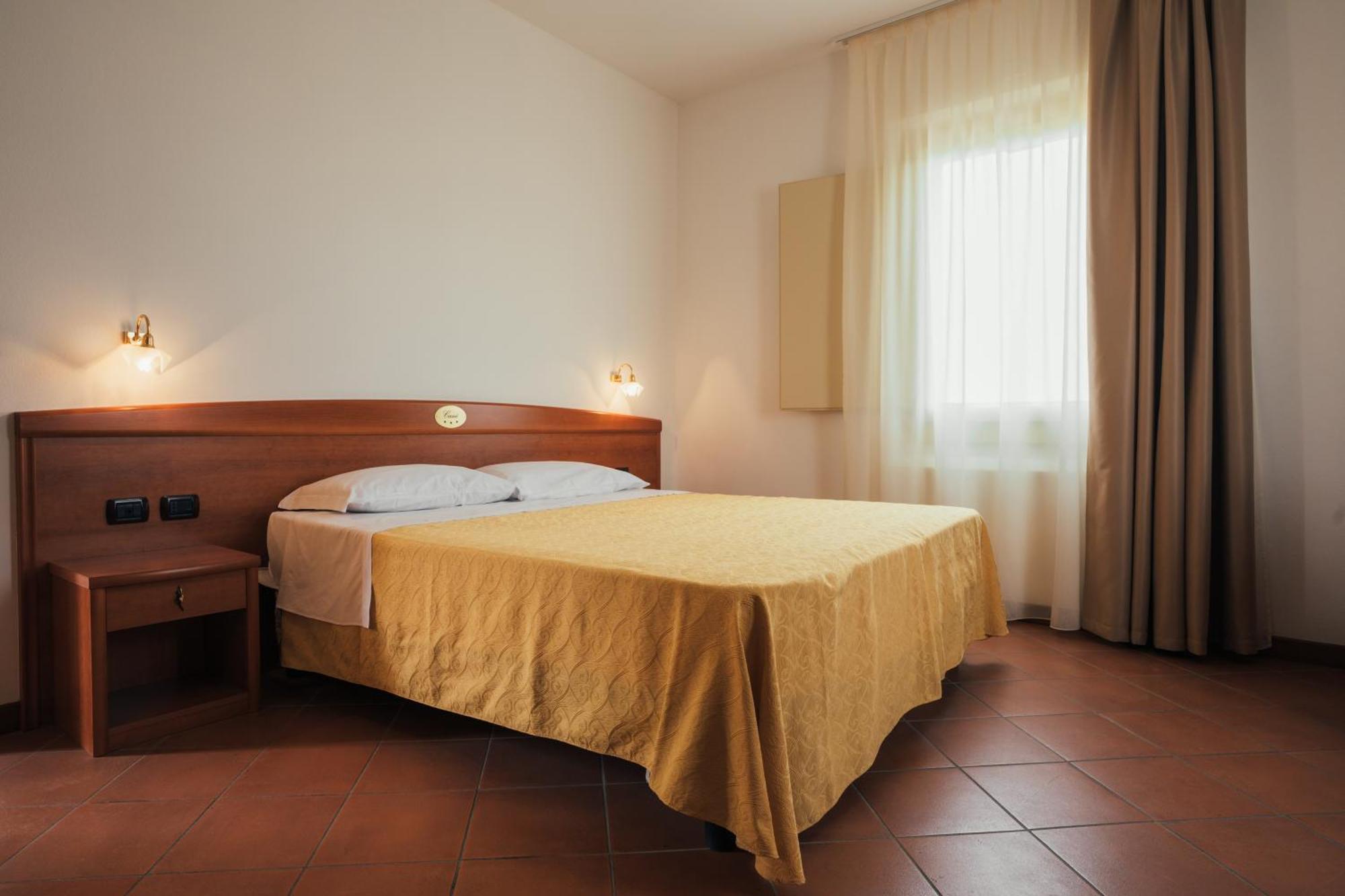 דוצה Albergo Cane מראה חיצוני תמונה