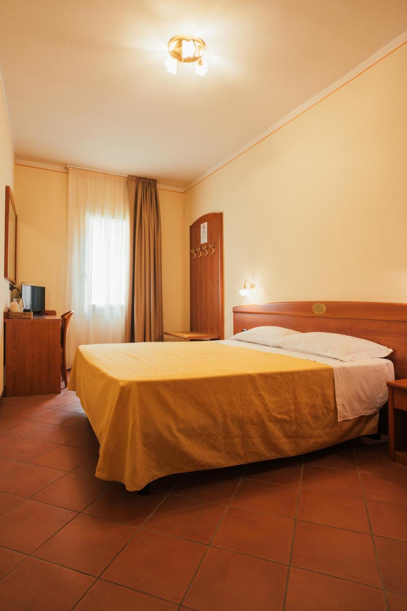 דוצה Albergo Cane מראה חיצוני תמונה