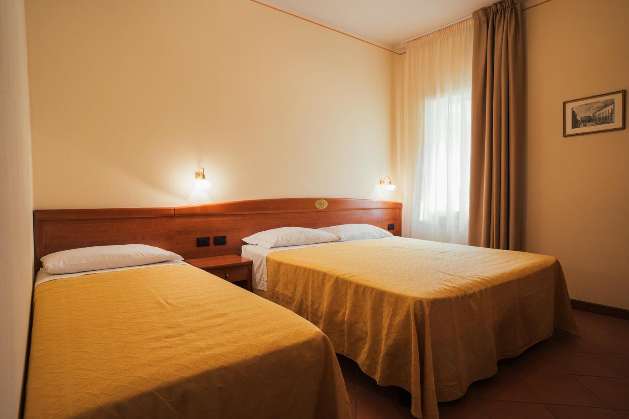 דוצה Albergo Cane מראה חיצוני תמונה