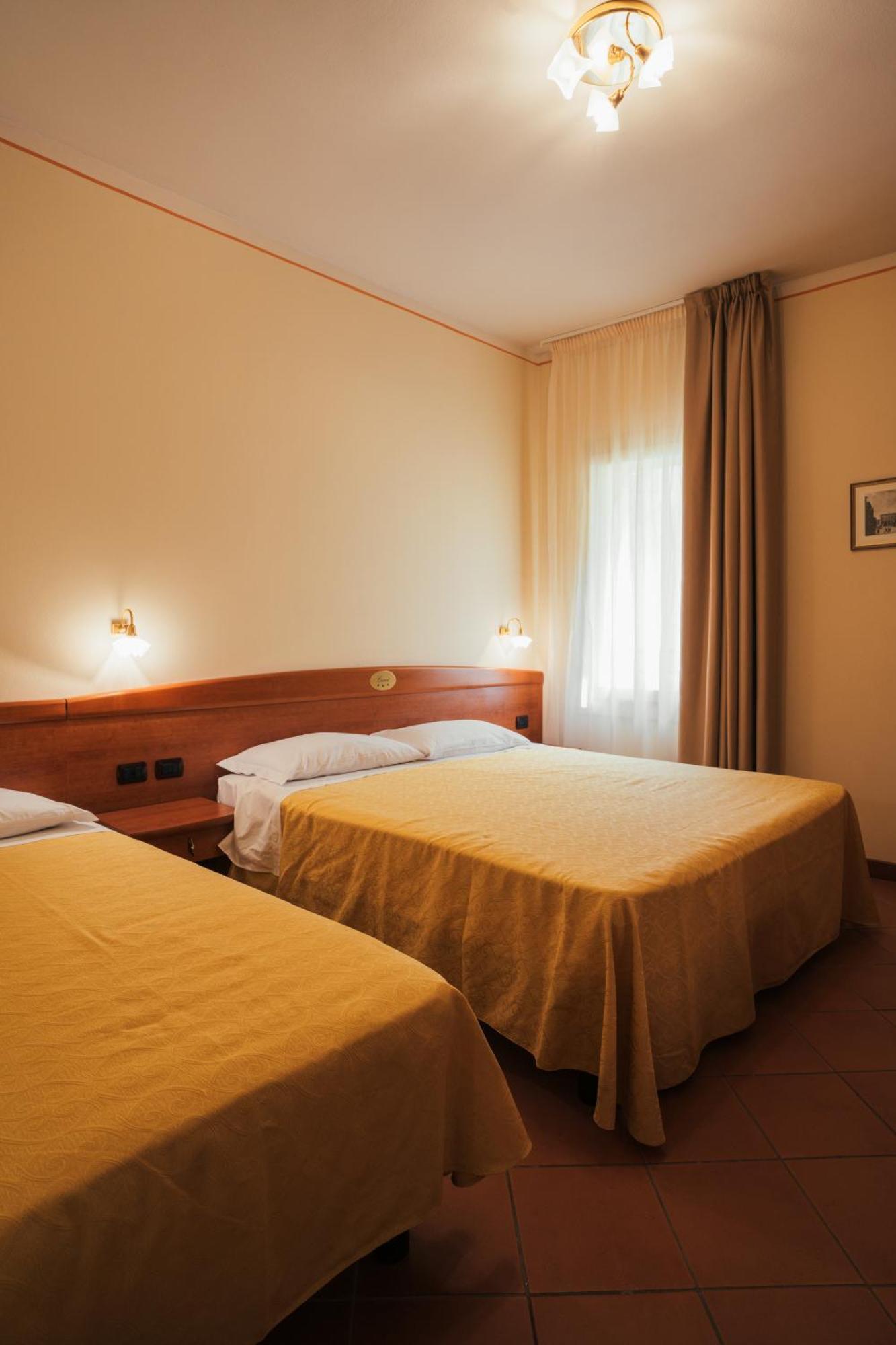 דוצה Albergo Cane מראה חיצוני תמונה