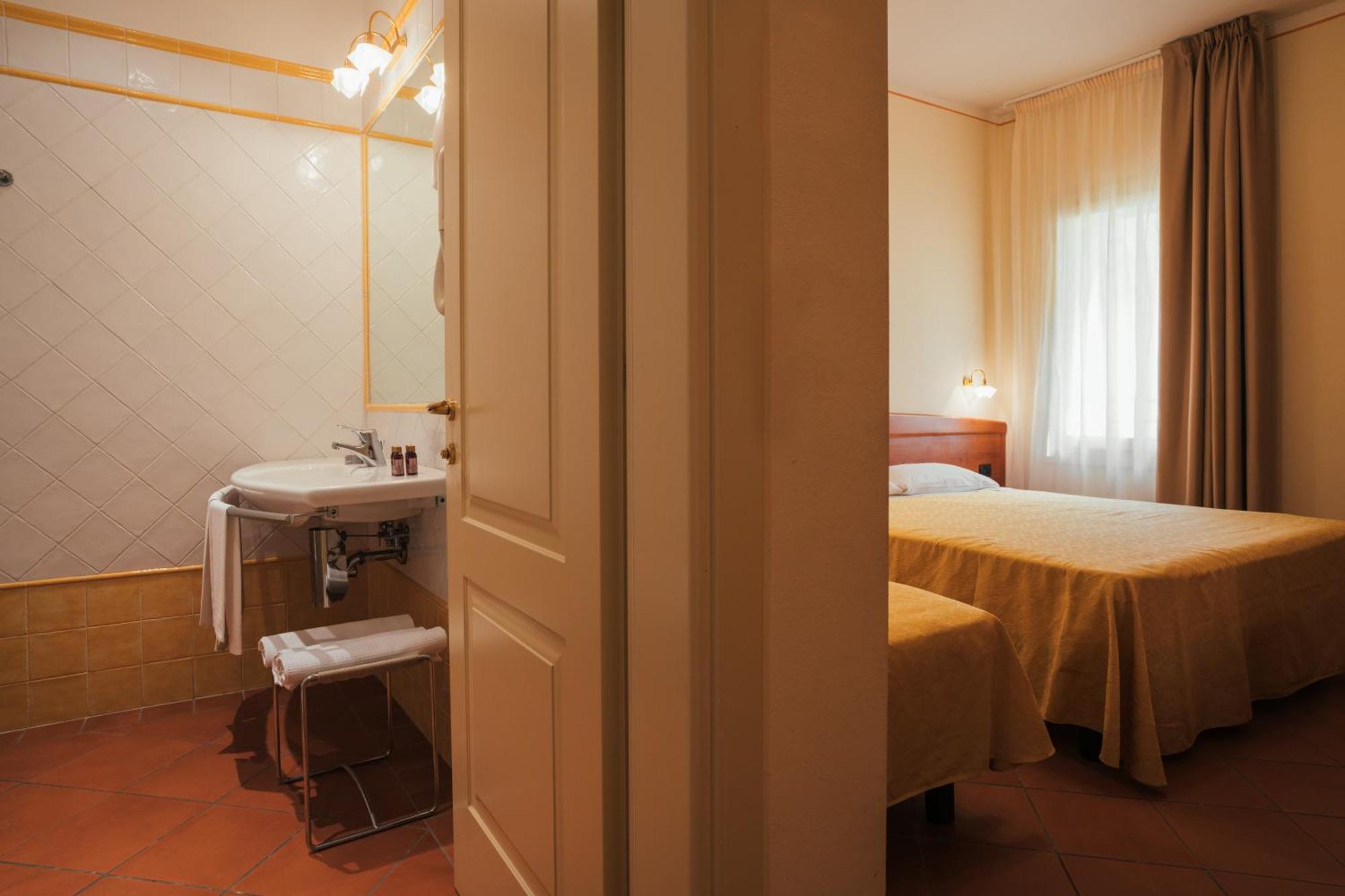 דוצה Albergo Cane מראה חיצוני תמונה