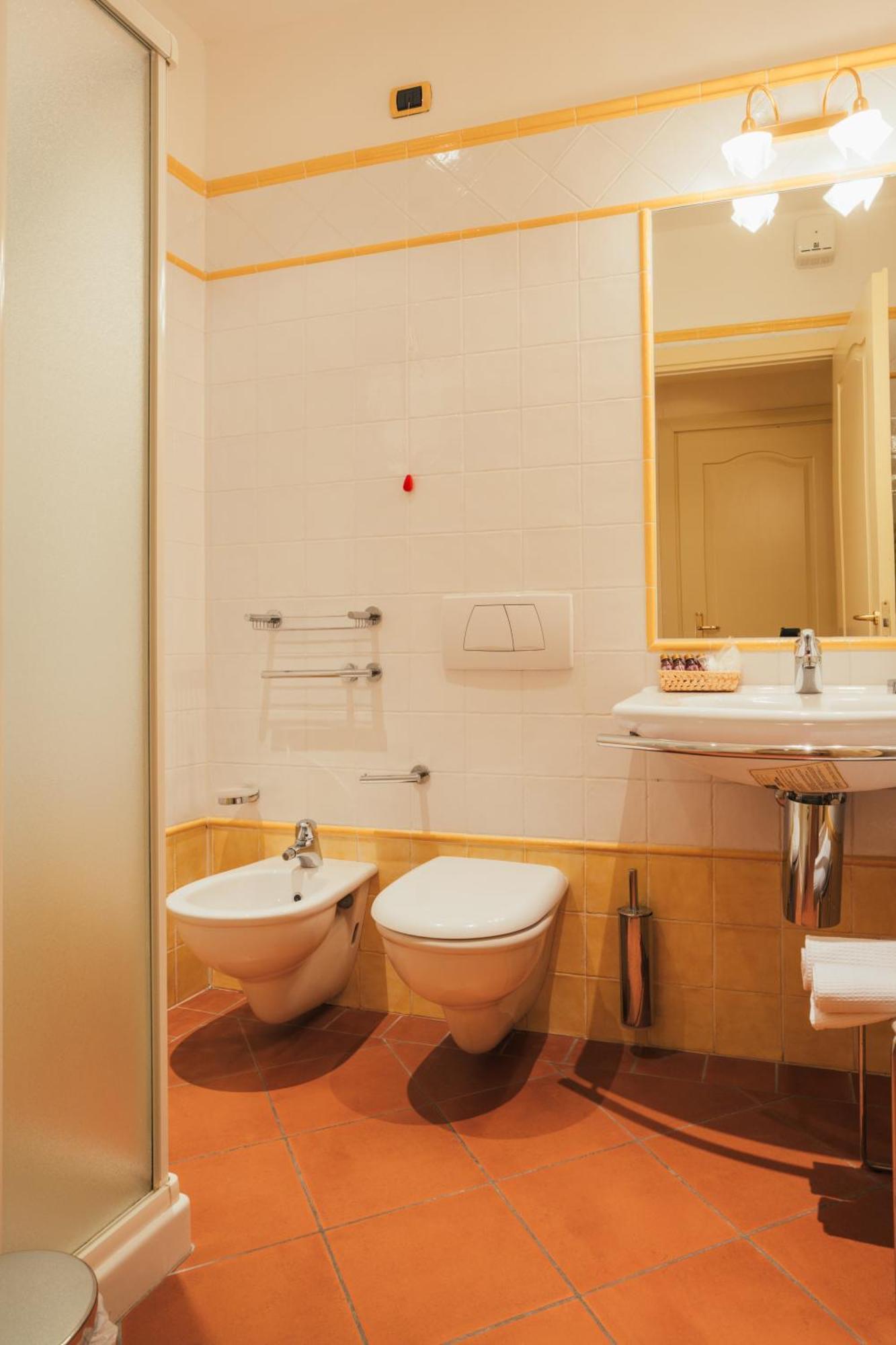 דוצה Albergo Cane מראה חיצוני תמונה